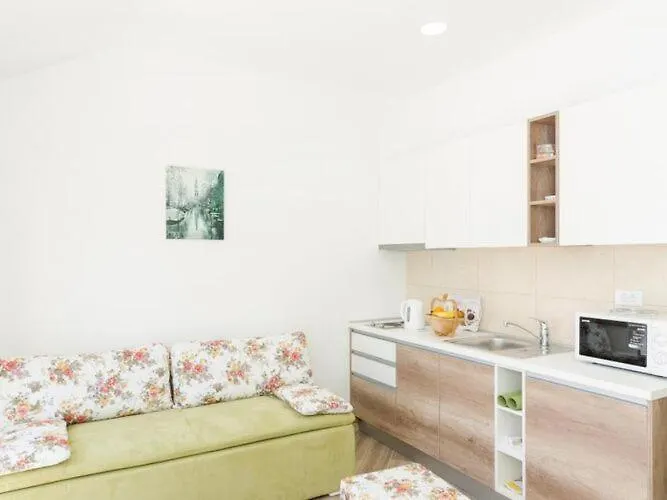 Apartment Marmo Mlini